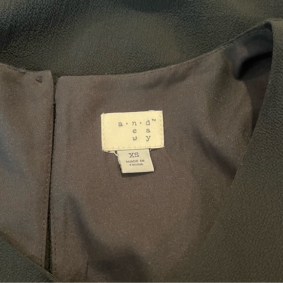 A New Day black crepe long-sleeve lace-trimmed dress, XS - Picture 5 of 6